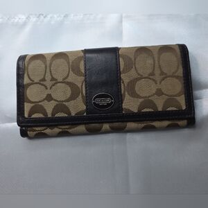 Coach Tan and Mahogany Brown Signature Wallet